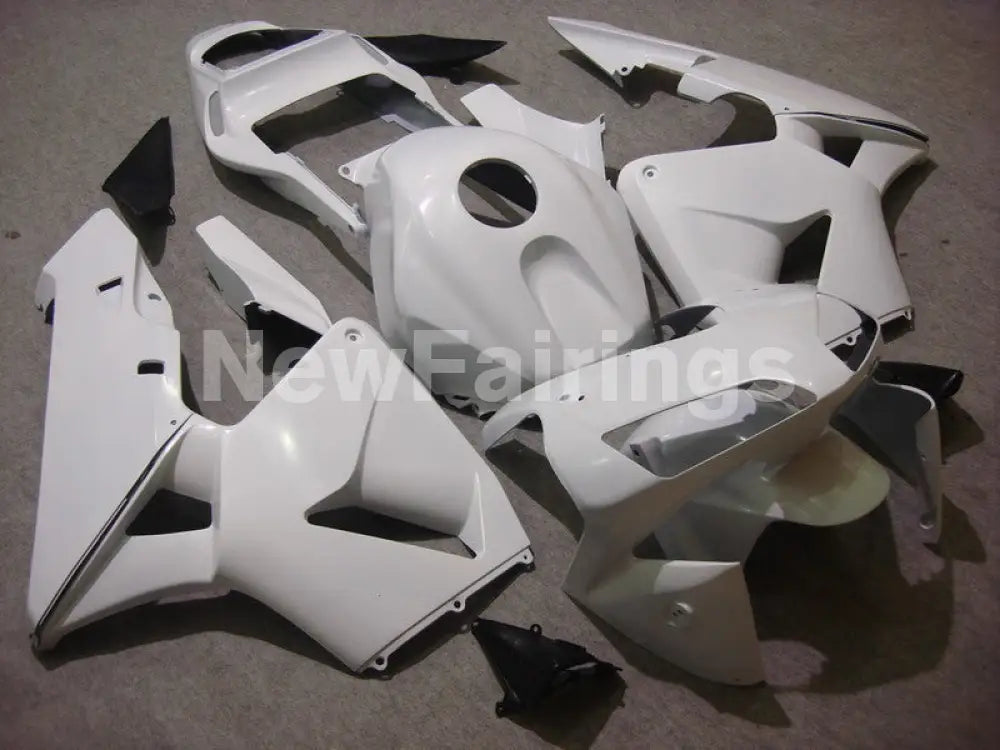 All Pearl White No decals - CBR600RR 03-04 Fairing Kit