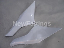 Cargar imagen en el visor de la galería, All White No decals- CBR600RR 13-23 Fairing Kit