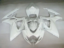 Cargar imagen en el visor de la galería, All White No decals - GSX-R600 06-07 Fairing Kit