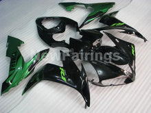 Cargar imagen en el visor de la galería, Black and Green Flame - YZF-R1 04-06 Fairing Kit