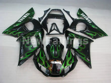 Cargar imagen en el visor de la galería, Black and Green Flame - YZF-R6 98-02 Fairing Kit