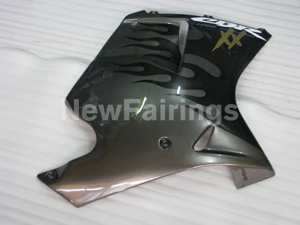 Black and Grey Flame - CBR 1100 XX 96-07 Fairing Kit