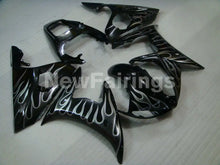 Cargar imagen en el visor de la galería, Black and Grey Flame - YZF-R6 05 Fairing Kit