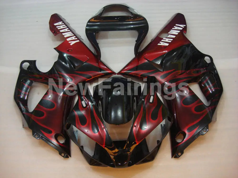 Black and Red Flame - YZF-R1 00-01 Fairing Kit