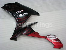 Cargar imagen en el visor de la galería, Black and Red Flame - YZF-R1 07-08 Fairing Kit
