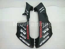Cargar imagen en el visor de la galería, Black and Red Rossi - CBR600RR 03-04 Fairing Kit