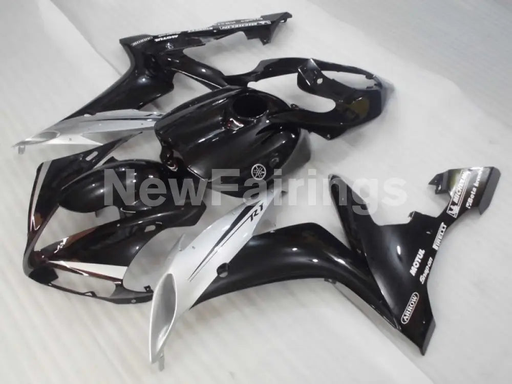 Black and Silver Factory Style - YZF-R1 04-06 Fairing Kit