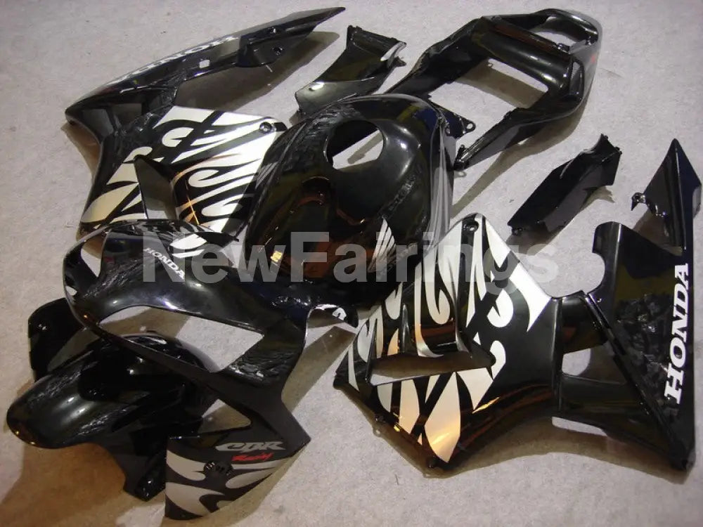 Black and Silver Fire - CBR600RR 03-04 Fairing Kit
