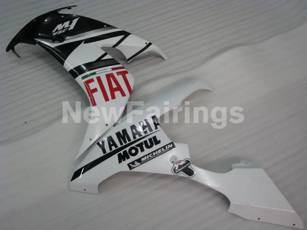 Black and White FIAT - YZF-R1 04-06 Fairing Kit