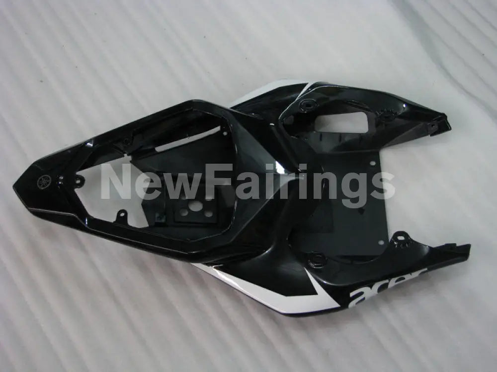 Black and White FIAT - YZF-R6 06-07 Fairing Kit