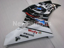 Cargar imagen en el visor de la galería, Black and White FIAT - YZF-R6 06-07 Fairing Kit