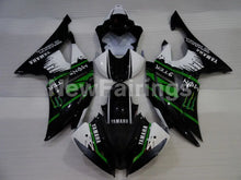 Cargar imagen en el visor de la galería, Black and White Green Monster - YZF-R6 08-16 Fairing Kit