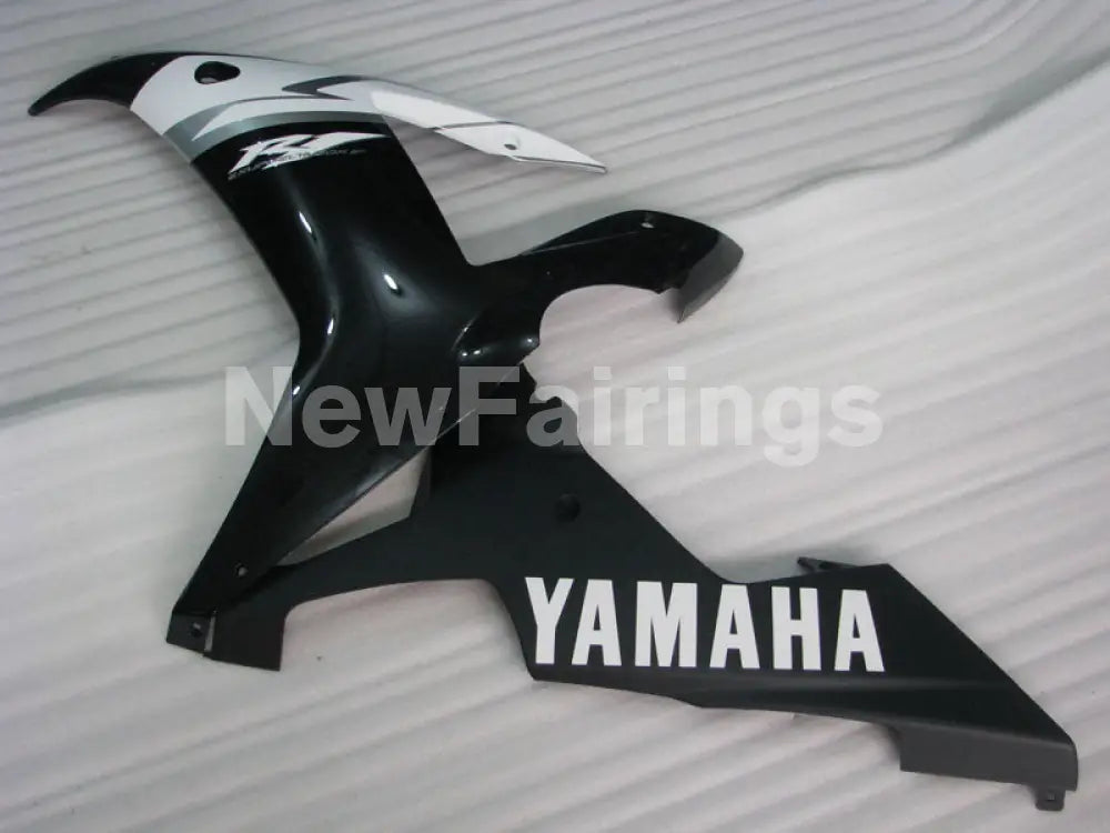 Black and White Matt Black Factory Style - YZF-R1 02-03 Fairing Kit