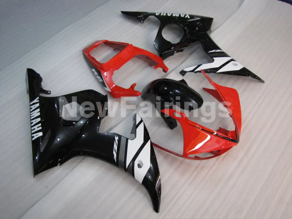 Black and White Red Factory Style - YZF-R6 05 Fairing Kit