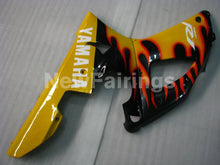 Cargar imagen en el visor de la galería, Black and Yellow Flame - YZF-R1 98-99 Fairing Kit