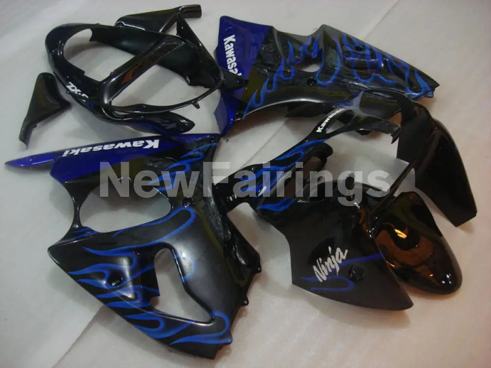Black and Blue Flame - NINJA ZX-6R 00-02 Fairing Kit