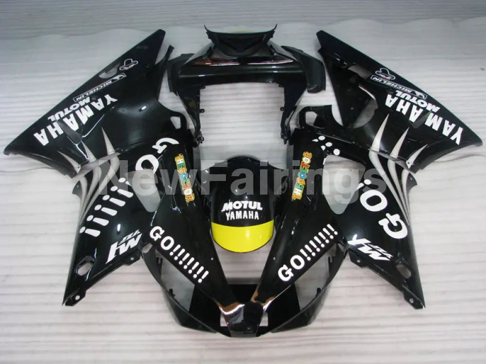 Black GO - YZF-R1 00-01 Fairing Kit