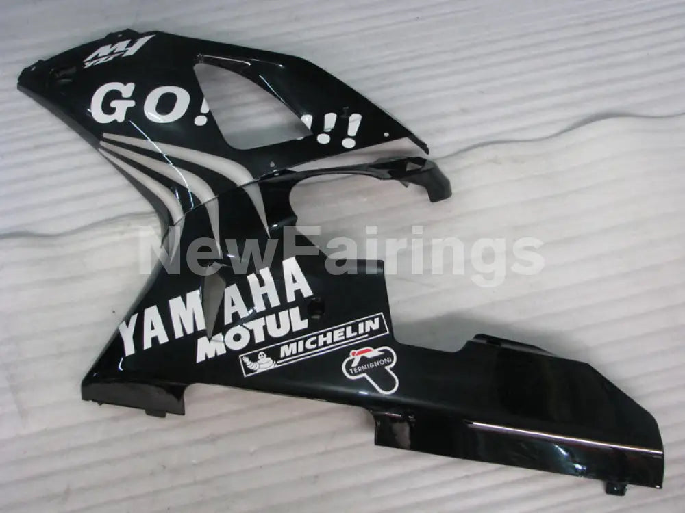 Black GO - YZF-R1 00-01 Fairing Kit