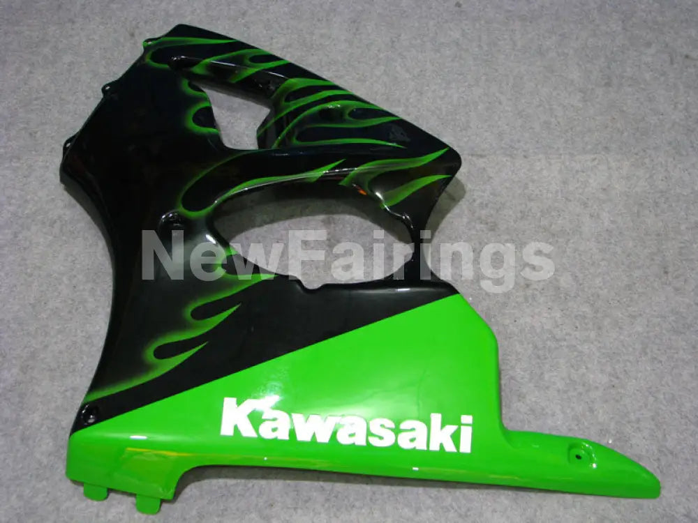 Black and Green Flame - NINJA ZX-6R 00-02 Fairing Kit