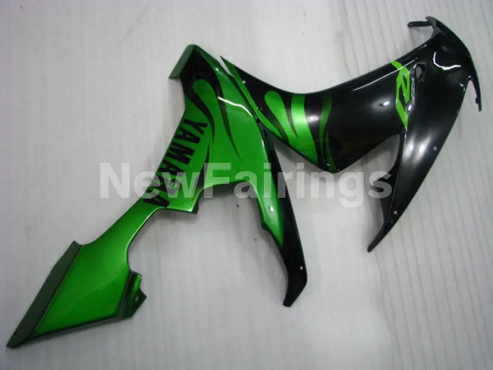 Black Green Flame - YZF-R1 04-06 Fairing Kit