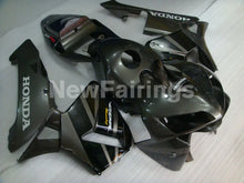 Cargar imagen en el visor de la galería, Black and Grey Factory Style - CBR600RR 05-06 Fairing Kit