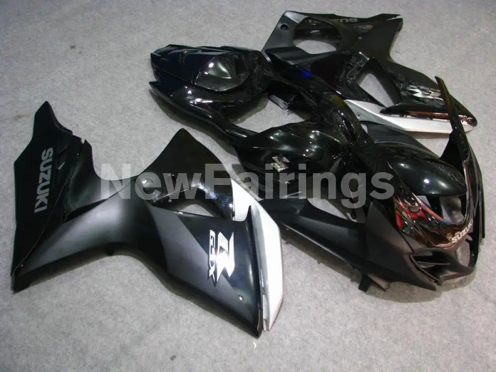 Black and Matte Black Silver Factory Style - GSX-R1000 09-16 Fairing Kit