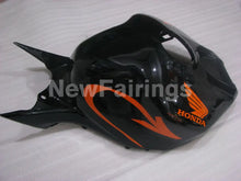Cargar imagen en el visor de la galería, Black and Orange Factory Style - CBR1000RR 06-07 Fairing Kit
