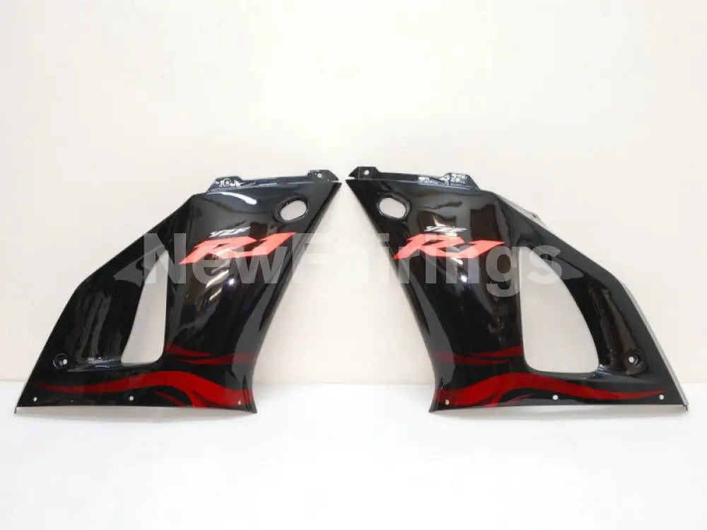 Black Red Flame - YZF-R1 00-01 Fairing Kit