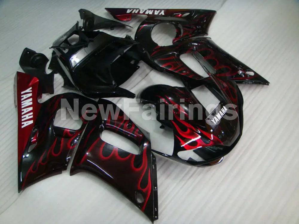 Black Red Flame - YZF-R6 98-02 Fairing Kit