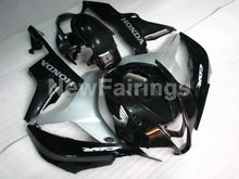 Cargar imagen en el visor de la galería, Black and Silver Factory Style - CBR600RR 07-08 Fairing Kit