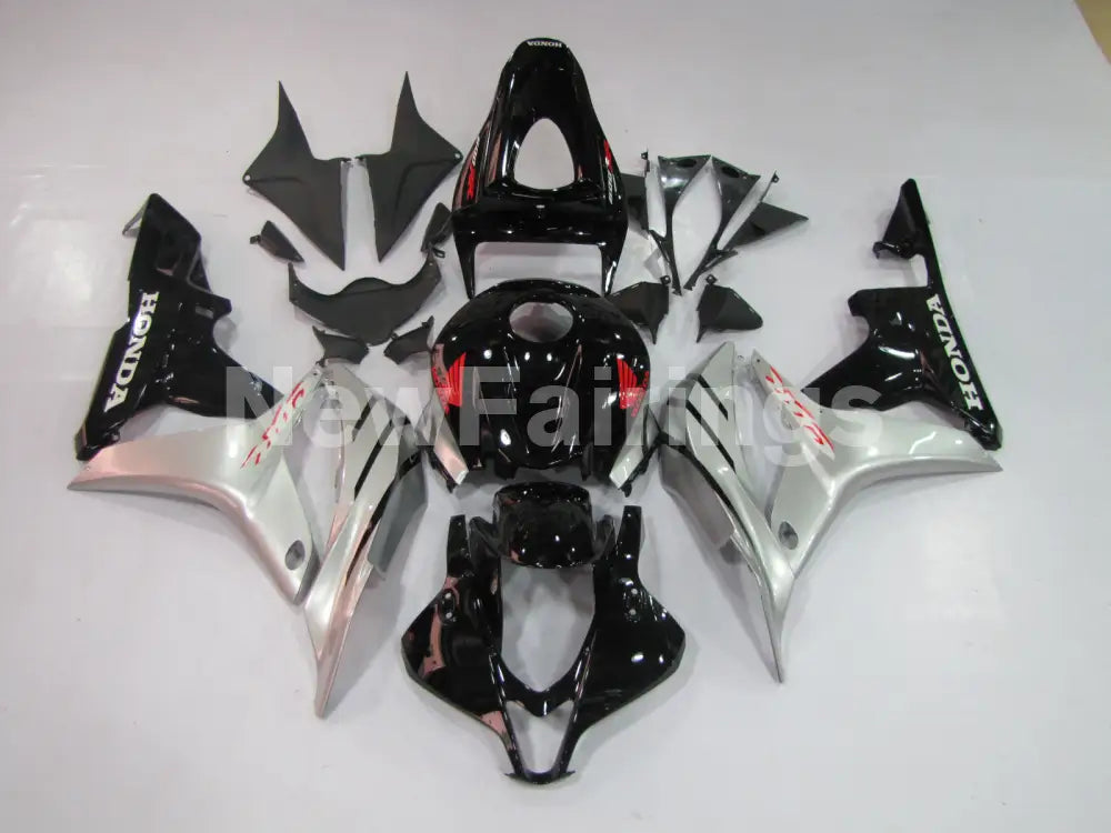 Black Silver Factory Style - CBR600RR 07-08 Fairing Kit