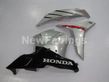 Cargar imagen en el visor de la galería, Black and Silver Factory Style - CBR600RR 09-12 Fairing Kit