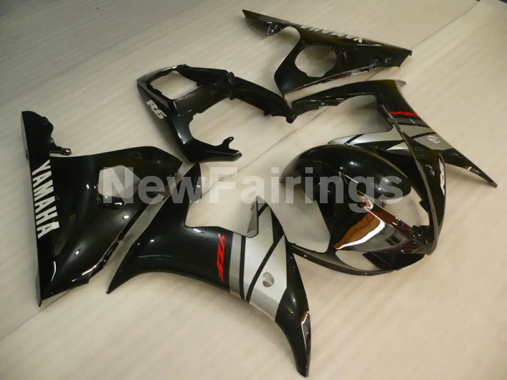Black and Silver Factory Style - YZF-R6 03-04 Fairing Kit