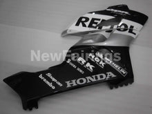 Cargar imagen en el visor de la galería, Black and Silver Repsol - CBR1000RR 04-05 Fairing Kit