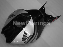 Cargar imagen en el visor de la galería, Black and Silver Repsol - CBR1000RR 04-05 Fairing Kit