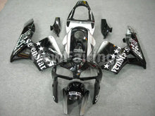 Cargar imagen en el visor de la galería, Black and Silver SevenStars - CBR600RR 05-06 Fairing Kit