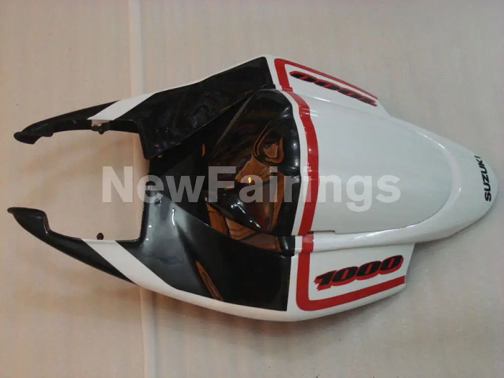 Black and White Beacon - GSX-R1000 05-06 Fairing Kit