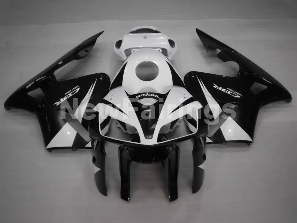 Black White Factory Style - CBR600RR 05-06 Fairing Kit