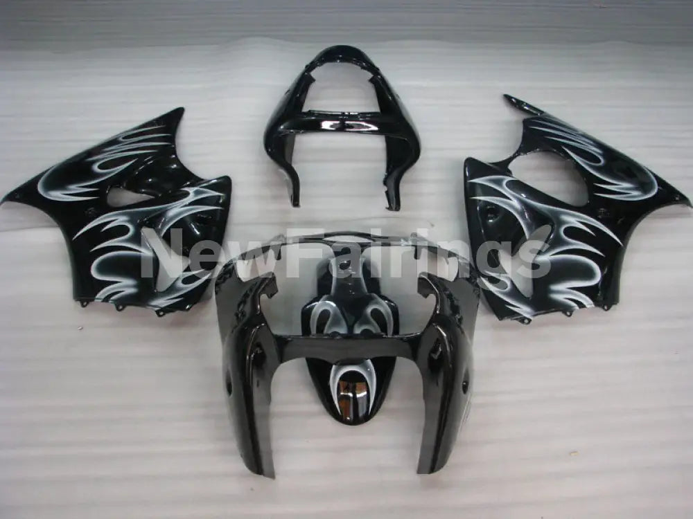 Black and White Flame - NINJA ZX-6R 00-02 Fairing Kit