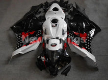 Cargar imagen en el visor de la galería, Black White and Red Factory Style - CBR600RR 13-23 Fairing Kit