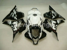 Cargar imagen en el visor de la galería, Black and White Skull - CBR600RR 07-08 Fairing Kit