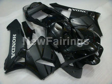 Cargar imagen en el visor de la galería, Black with white decals Factory Style - CBR600RR 03-04 Fairing Kit