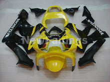 Cargar imagen en el visor de la galería, Black and Yellow Factory Style - CBR 929 RR 00-01 Fairing Kit