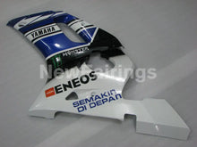 Cargar imagen en el visor de la galería, Blue and White Black ENEOS - YZF-R6 98-02 Fairing Kit