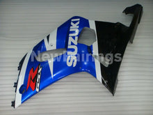 Cargar imagen en el visor de la galería, Blue White and Black Factory Style - GSX-R600 01-03 Fairing Kit