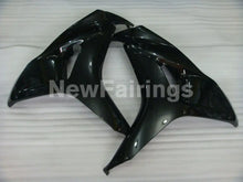 Cargar imagen en el visor de la galería, Gloss Black No decals - CBR1000RR 06-07 Fairing Kit