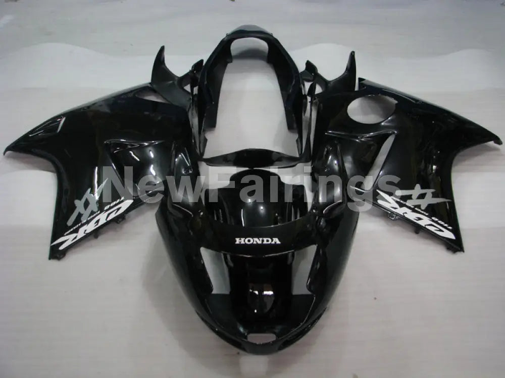 Gloss Black Factory Style - CBR 1100 XX 96-07 Fairing Kit