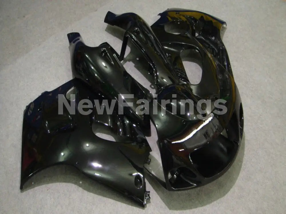 Gloss Black No decals - GSX-R600 96-00 Fairing Kit