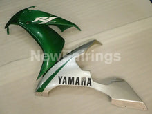 Cargar imagen en el visor de la galería, Green and Silver Factory Style - YZF-R1 04-06 Fairing Kit