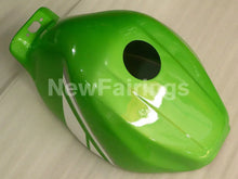 Cargar imagen en el visor de la galería, Green and White FIAT - YZF600R Thundercat 96-07 Fairing Kit